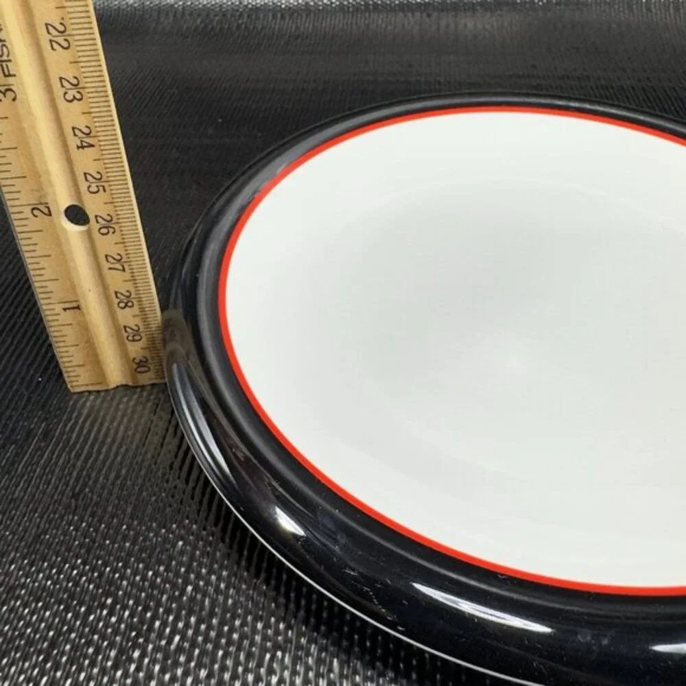 Ranmaru Tuxedo Japan Ceramic Stoneware Black Red White 7.5inch Plate Dish Set 3‎